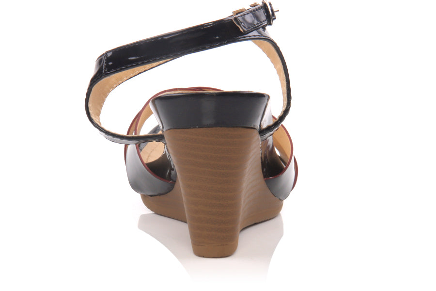 Womens Cross-strap Wedge Sandal