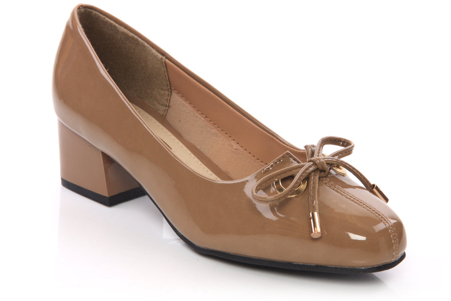 Womens Shiny 'Carmel' Court shoes with Bow